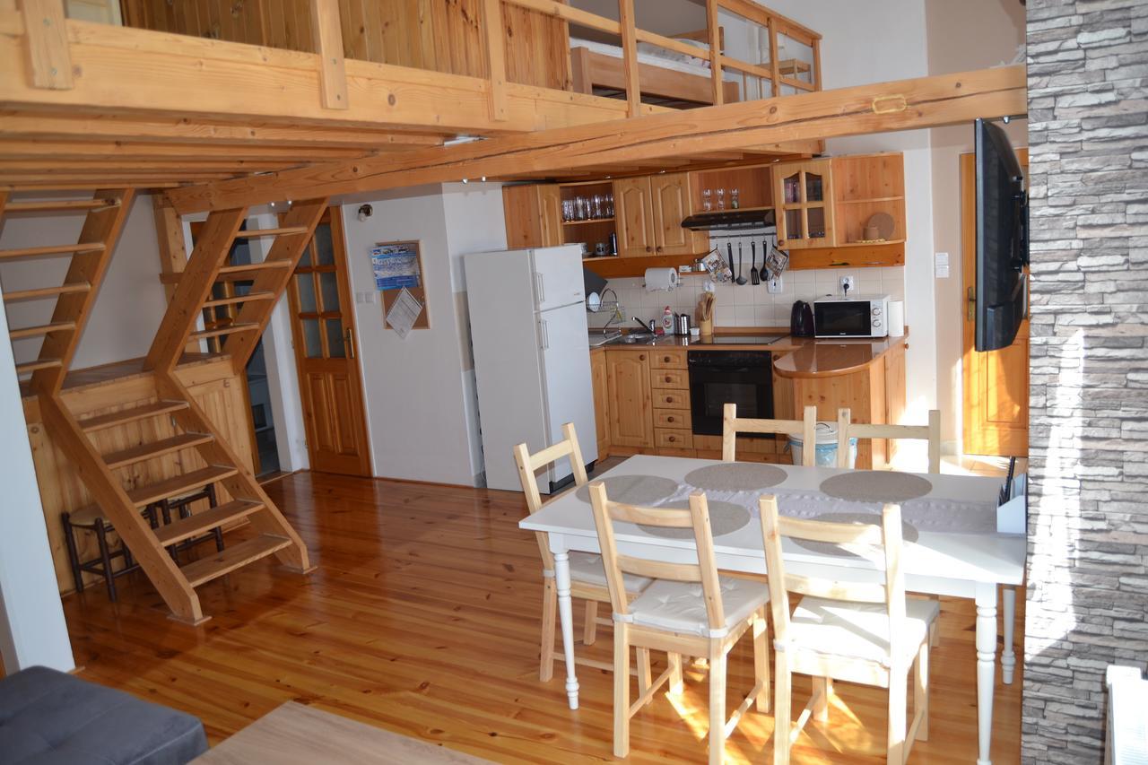 Apartment Lucy วิสโซเค ดาตรี ภายนอก รูปภาพ